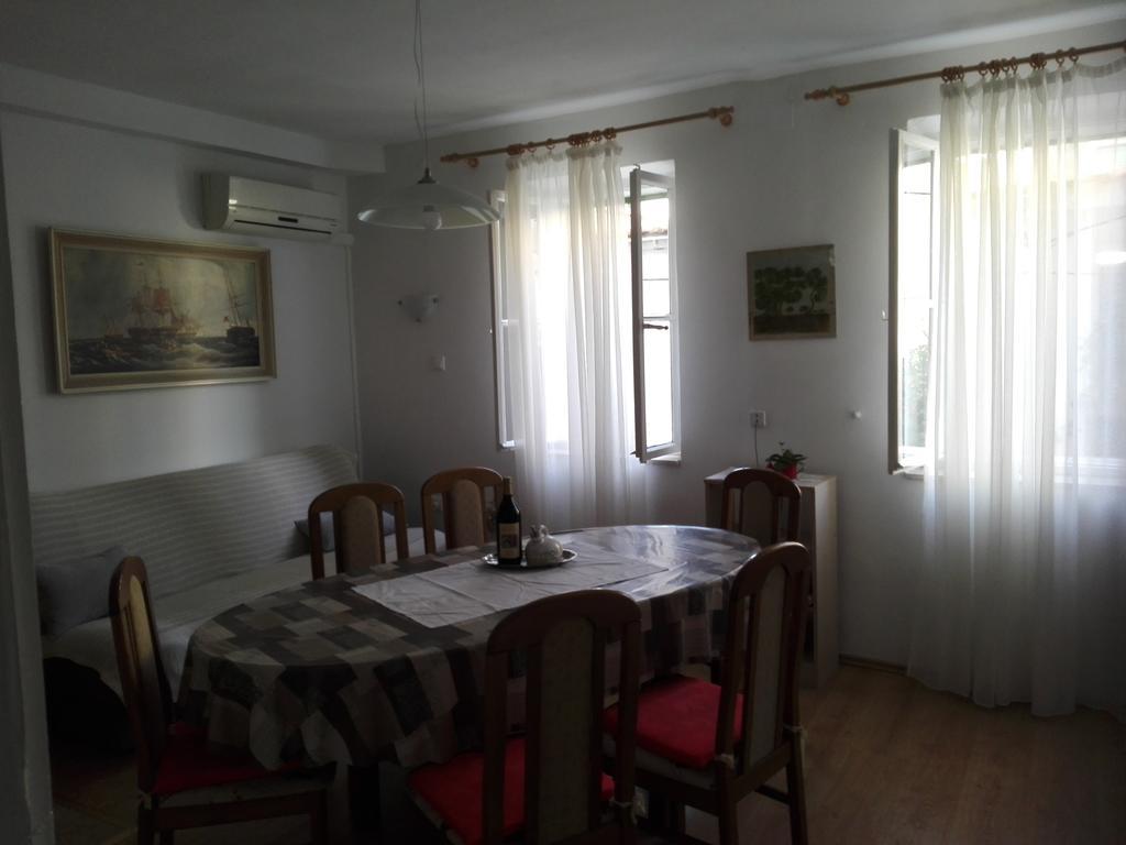 Apartman Drazin คาชเตลา ภายนอก รูปภาพ