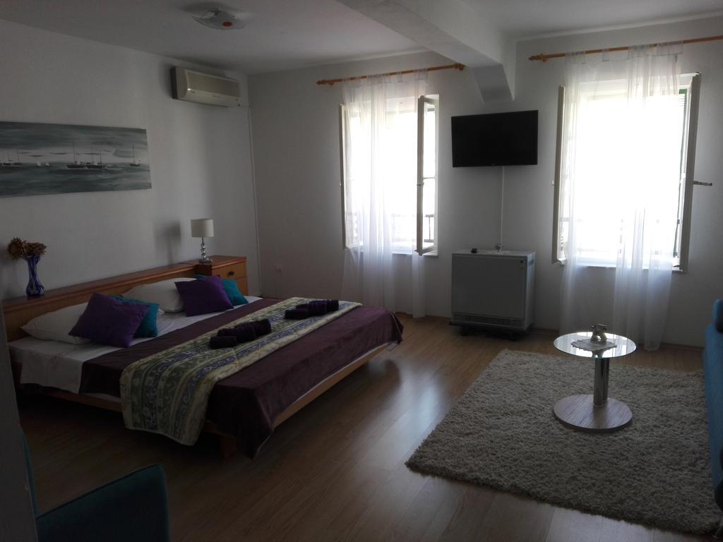 Apartman Drazin คาชเตลา ภายนอก รูปภาพ